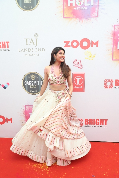 Mumbai: Actress Jacqueline Fernandez during the red carpet of "Zoom Holi Fest 2020" in Mumbai on March 10, 2020. (Photo: IANS)