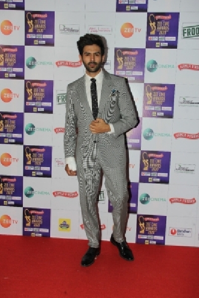 Actor Kartik Aaryan at the Zee Cine Awards 2020.