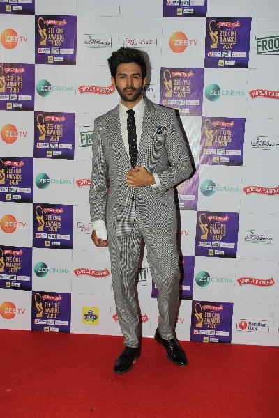 Actor Kartik Aaryan at the Zee Cine Awards 2020.