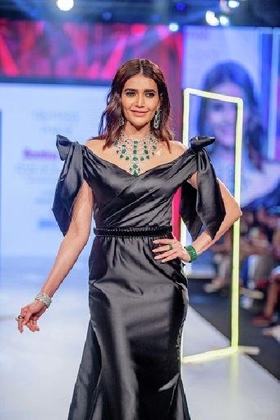 Mumbai: Actress Karishma Tanna walks the ramp on Day 2 of the Bombay Times Fashion Week 2020, in Mumbai on March 14, 2020. (Photo: IANS)