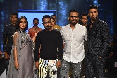 Mumbai: Actors Saqib Salim and Sayani Gupta with fashion designers Dev and Nil on Day 3 of the Bombay Times Fashion Week, in Mumbai on March 15, 2020. (Photo: IANS)