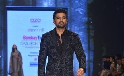 Mumbai: Actor Saqib Saleem walks the ramp showcasing the collection of fashion label Dev R Nil by fashion designers Dev and Nil on Day 3 of the Bombay Times Fashion Week, in Mumbai on March 15, 2020. (Photo: IANS)