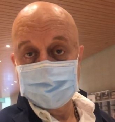Anupam Kher to self quarantine himself as he returns from New York.