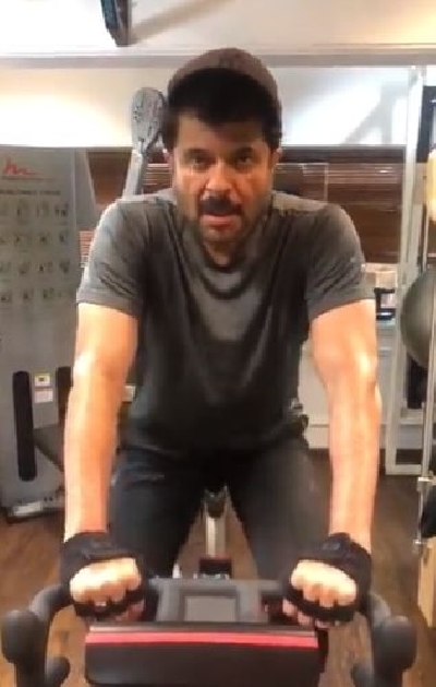 The outbreak of coronavirus has put a halt on normal lives of all people, but it has not stopped actor Anil Kapoor from working out! Anil on Tuesday took to Twitter, where he shared a video of him exercising indoors.