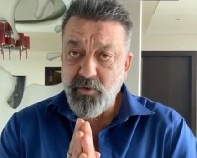 Sanjay Dutt urges citizens to stay at home.
