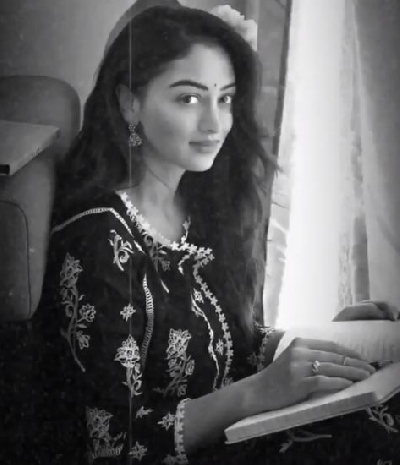 Sandeepa Dhar revisits the 60s.