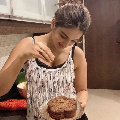 Nidhhi Agarwal turns baker.