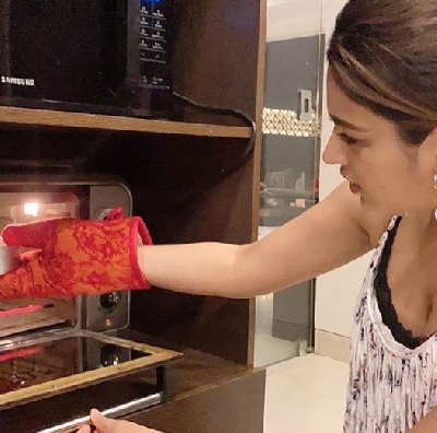 Nidhhi Agarwal turns baker.