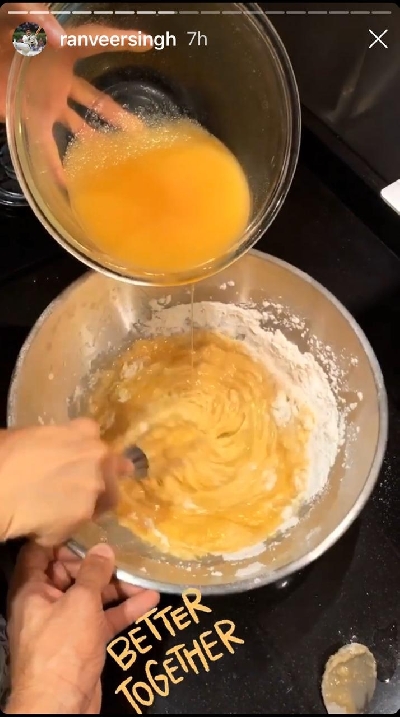 Deepika turns 'masterchef' for hubby Ranveer.