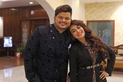 Vishal Mishra sings about past love experience with Ali Fazal, Surbhi in music video