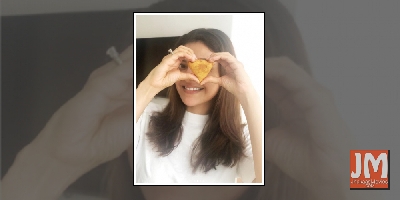 Lockdown diaries: Kajal Aggarwal learns to make khasta samosas from mum