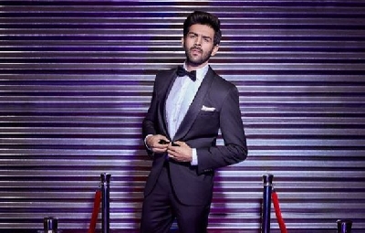 Kartik Aaryanâ€™s dapper reminder of lockdown.