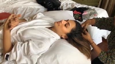 Here's how Taapsee Pannu beats promotion stress.