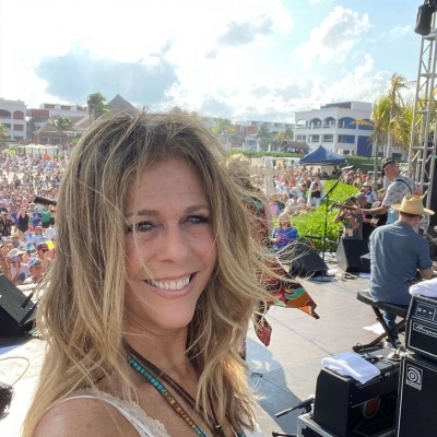 Surviving COVID-19: Rita Wilson on ÃƒÂƒÃ‚Â¢ÃƒÂ‚Ã‚Â€ÃƒÂ‚Ã‚Â˜extreme side effectsÃƒÂƒÃ‚Â¢ÃƒÂ‚Ã‚Â€ÃƒÂ‚Ã‚Â™ of taking chloroquine.