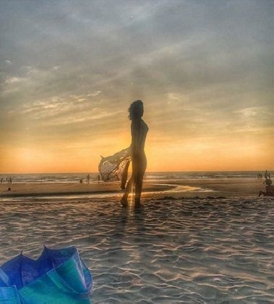 Richa Chadha shares throwback image of her travelling on instagram.