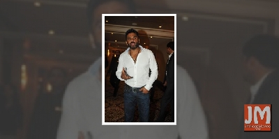 Suneil Shetty commemmorates Earth Day in 'Border' style