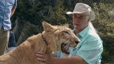 Los Angeles, May 5 (IANS) Actor Nicolas Cage will soon be seen bringing the life of Joe Exotic star onscreen in a scripted series.