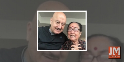Anupam Kher grooves with his mother Dulari in new video