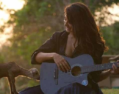 The unseen photos from recent shoot of Jacqueline Fernandez for a major magazine will make you go gaga over!.