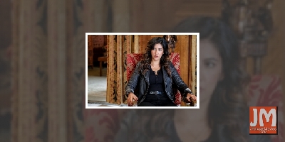 Stephanie Beatriz loves to work with Chelsea Peretti