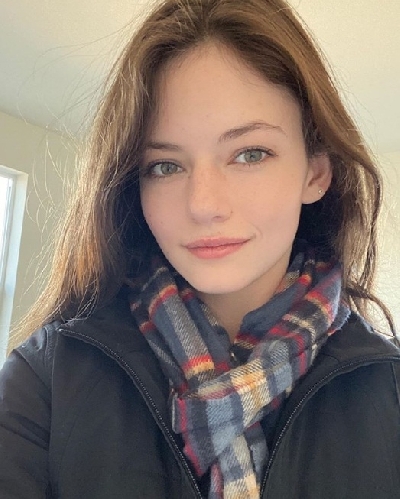 Mackenzie Foy.