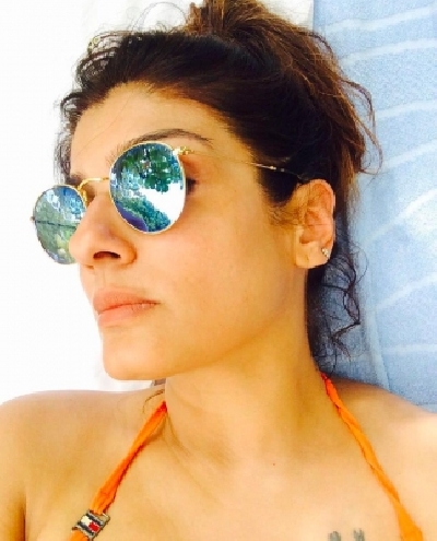 Lockdown blues: Raveena Tandon longs for a beach vacay.