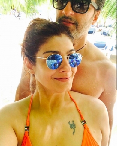Lockdown blues: Raveena Tandon longs for a beach vacay.