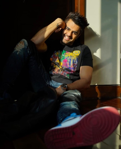 The Lockdown Moviemakers: Shoot at home is the new fad.