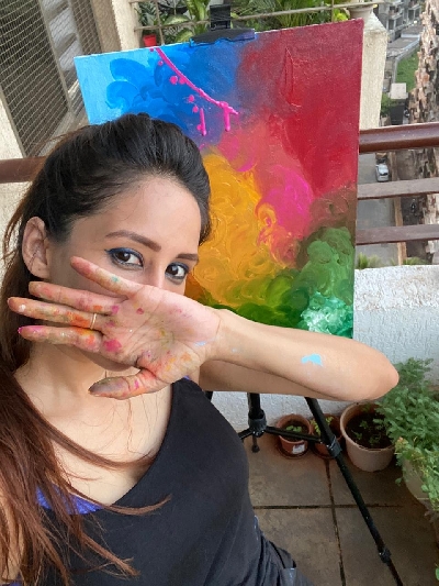 Chahatt Khanna's new hobby is to paint.