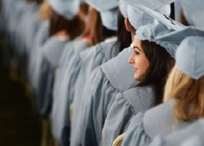 Throwback Tuesday: Sara Ali Khan's graduation day flashback.