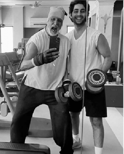 Big B sweats it out with grandson Agastya Nanda.