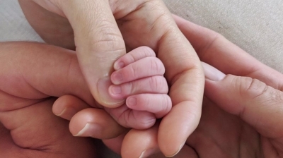 Los Angeles, May 23 (IANS) Actress America Ferrera has admitted that she was very nervous and anxious about giving birth during the coronavirus pandemic.