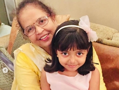 Aishwarya shares heart warming post on mother Aishwarya shares heart warming post on mother