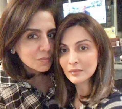 Neetu Kapoor twins with daughter Riddhima.