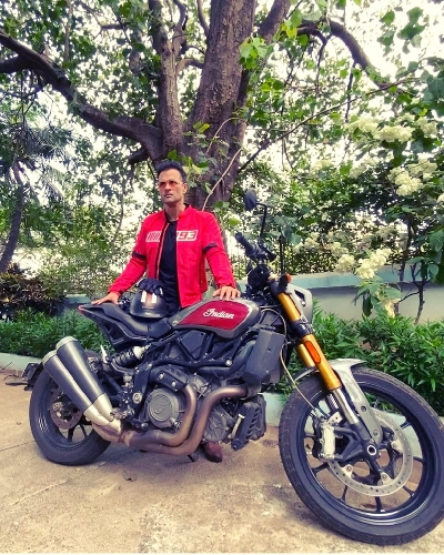 Rohit Roy enjoys bike ride after almost 4 months.
