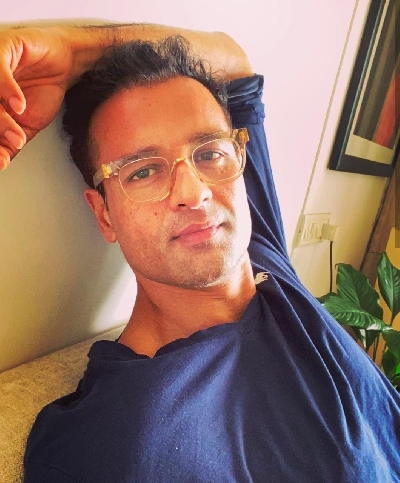 End of lockdown does not mean end of pandemic, Bollywood reminds citizens