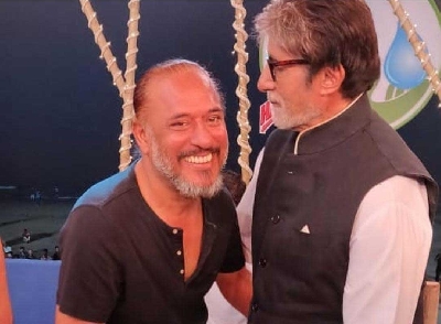 Big B gave me immense love: Tochi Raina.