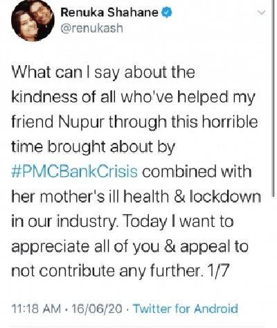 Renuka Shahane thanks Akshay Kumar.