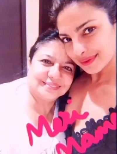 Priyanka Chopra sends virtual b Priyanka Chopra sends virtual b
