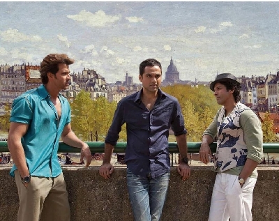 Abhay Deol takes a dig at Bollywood's award shows.