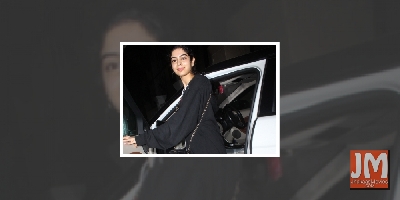 Janhvi introduces sister Khushi as her 'new fav DOP'