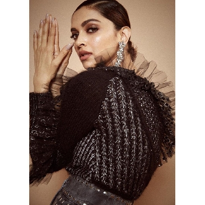 When Deepika Padukone, Diana Penty were '2 DPs in the same pod'.