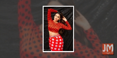 Nidhhi Agerwal gets nostalgic as 'iSmart Shankar' turns one