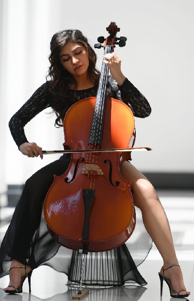 Tulsi Kumar. (Photo: Shraddha Jain IANS)