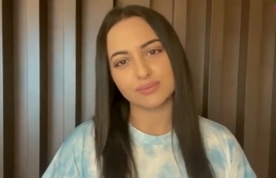 Sonakshi to create awareness on cyberbullying, mental harassment (Photo: instagram@aslisona) Sonakshi to create awareness on cyberbullying, mental harassment (Photo: instagram@aslisona)