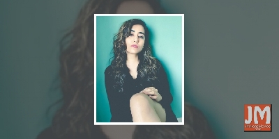 Jonita Gandhi unveils new version of 'This Christmas'