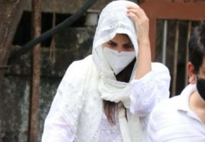 Rhea's morgue visit invites Maha SHRC's notice to cops, BMC.