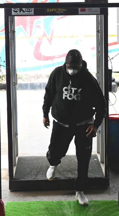 Big B shares glimpses of shooting in Covid era. (Photo Courtesy: srbachchan.tumblr.com)