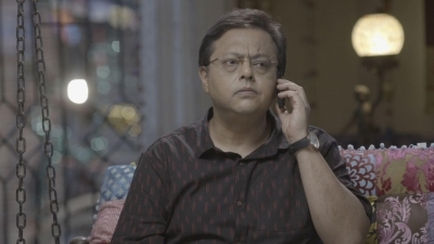 Big B teaches us how to stay young, energetic: Nitesh Pandey Big B teaches us how to stay young, energetic: Nitesh Pandey