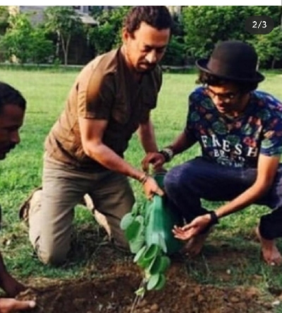 Irrfan Khan used to write notes on the walls of his son's room.